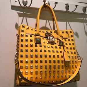 Michael Kors yellow gold studded purse!💛💛💛